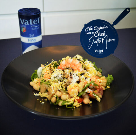 salada_camarao_feijao_rucula
